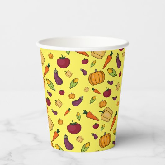 Glückliches Erntegemüse Muster gelb Pappbecher (Rückseite)