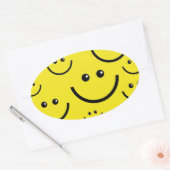 glückliches Gesicht Ovaler Aufkleber (Umschlag)