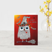 Glückliches Halloween-Owl auf einer Broom-Grußkart Karte (Gelbe Blume)
