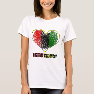glückliches jugendliches afrikanisches Fahnenherz T-Shirt