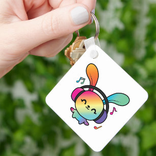 Glückliches Kaninchen mit Kopfhörern beim Musikhör Schlüsselanhänger