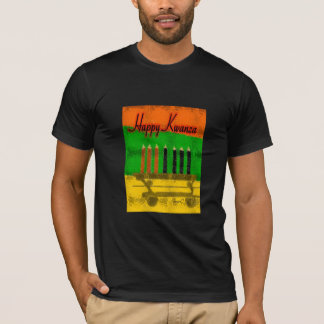 Glückliches Kwanza-grundlegender amerikanischer T T-Shirt