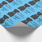 Glückliches Labrador Chanukkas schwarzes Menorah Geschenkpapier (Ecke)