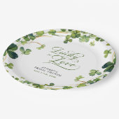 Glückliches Liebes-Brautjungfernparty Grüner Kleeb Pappteller (Schrägansicht)