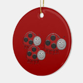 Glückliches Marienkäfer-Ornament Keramikornament (Links)