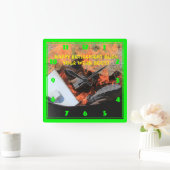 GLÜCKLICHES RENTENBURG IHRE BOOTE VERBRANNT QUADRATISCHE WANDUHR (Zuhause)