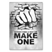 Glücksangebot finden Sie entweder einen Weg oder m Tischnummer (Vorderseite)