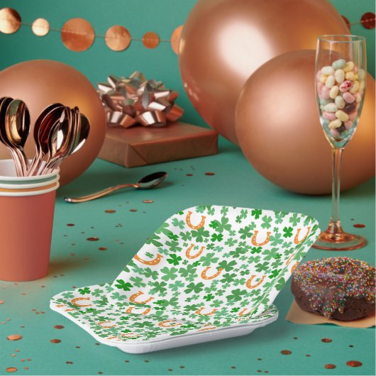 Glückshufeisen Vier-Blatt-Kleeblatt St. Patrick's Pappteller (Multi)
