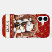 Glückskatze mit monogrammierten Goldmünzen iPhone Hülle (Rückseite (Horizontal))