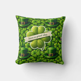 Glücksklee St. Patrick's Day haben ein g Kissen