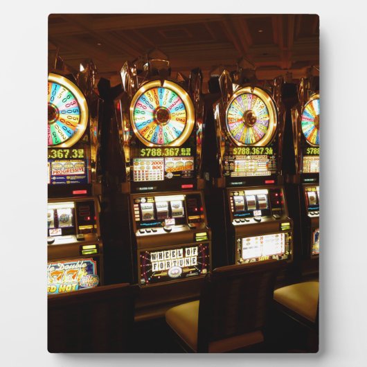 Glücksspielmaschine ein bewaffnetes Bandit-Geld La Fotoplatte (Vorderseite)