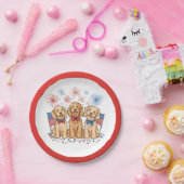 Glückwunsch 4. Juli Goldendoodle Hunde Feuerwerk Pappteller (Party)