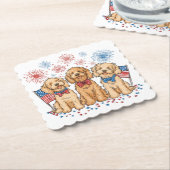 Glückwunsch 4. Juli Goldendoodle Hunde Feuerwerk Untersetzer (angewinkelt)