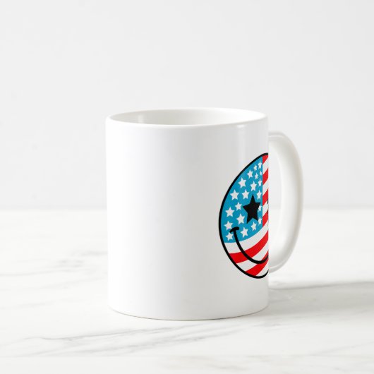 Glückwunsch 4. Juli Groovy Smile Face Red White Bl Kaffeetasse (VorderseiteRechts)