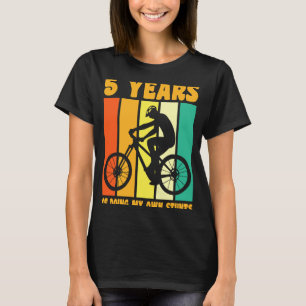 Glückwunsch 5. Geburtstag 5 Jahre Altes Radfahren T-Shirt