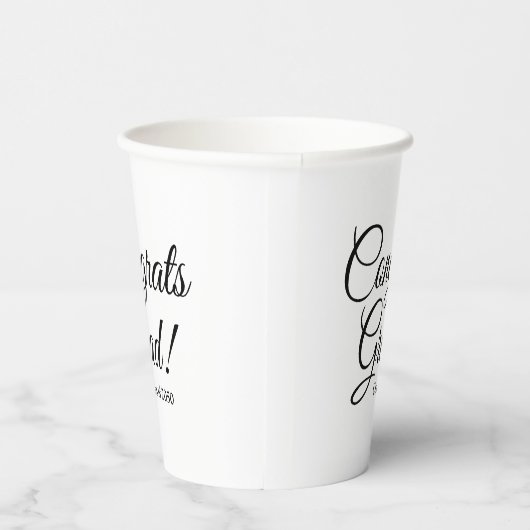 Glückwunsch absolvieren Schwarz-weißes Jahr der be Pappbecher (Rechts)
