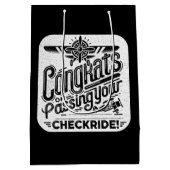 Glückwunsch, die Ihren Schachzug passieren! Mittlere Geschenktüte (Rückseite)