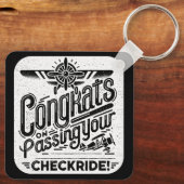 Glückwunsch, die Ihren Schachzug passieren! Schlüsselanhänger (Rückseite)