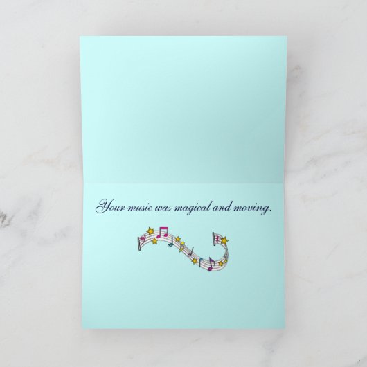 Glückwunsch-Musik-Leistung merkt und spielt die Karte (Innenseite)