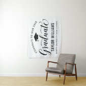 Glückwunsch zu unserem White Abschluss Wandteppich (Beispiel)