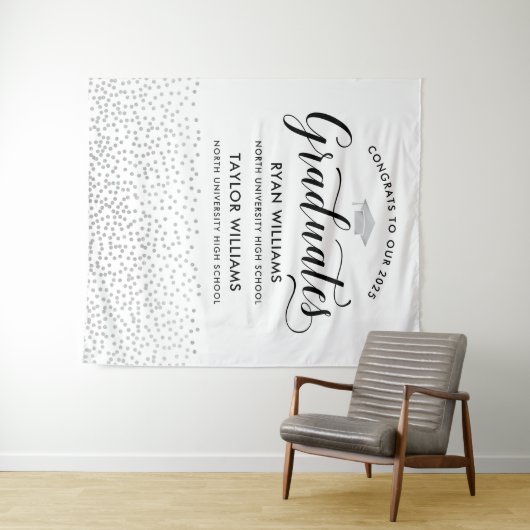 Glückwunsch Zwei Absolventen Silver Confetti Party Wandteppich (Beispiel (Horizontal))