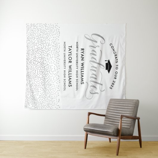 Glückwunsch Zwei Absolventen Silver Confetti Party Wandteppich (Beispiel (Horizontal))