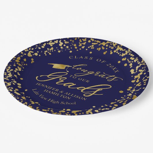 Glückwünsche zu unserem Gold Blue Twin Abschluss Pappteller (Schrägansicht)