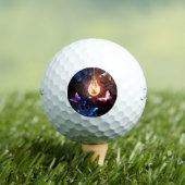 Glühbirne mit Nachtschmetterlingen Golfball (Insitu T-Shirt)