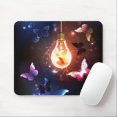 Glühbirne mit Nachtschmetterlingen Mousepad (Mit Mouse)