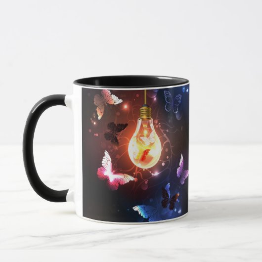 Glühbirne mit Nachtschmetterlingen Tasse (Links)
