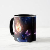 Glühbirne mit Nachtschmetterlingen Tasse (Vorderseite Links)
