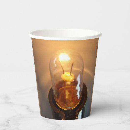 Glühbirne Pappbecher (Rückseite)