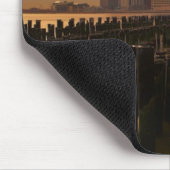 Glühen des Sonnenuntergangs während der Mousepad (Ecke)