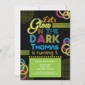 Glühen in der dunklen Geburtstagsfeier Einladung (Vorderseite)