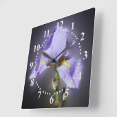 glühend lila quadratische wanduhr (Winkel)