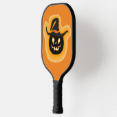 Glühende Kürbishexe auf Orange Pickleball Schläger (Links)