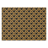 Glühende Kürbishexe auf schwarzem Tischdecken (Vorderseite (Horizontal))