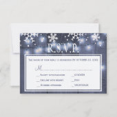 Glühende Lichter Winter Scheunenholz Hochzeit Rsvp Karte (Vorderseite)