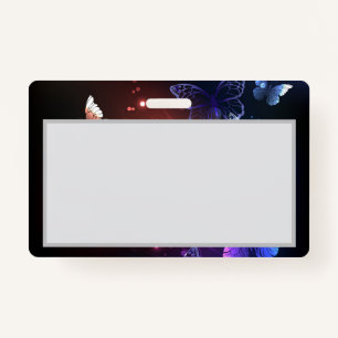 Glühende Nachtschmetterlinge Ausweis