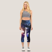Glühende Nachtschmetterlinge Capri Leggings (Vorderseite)