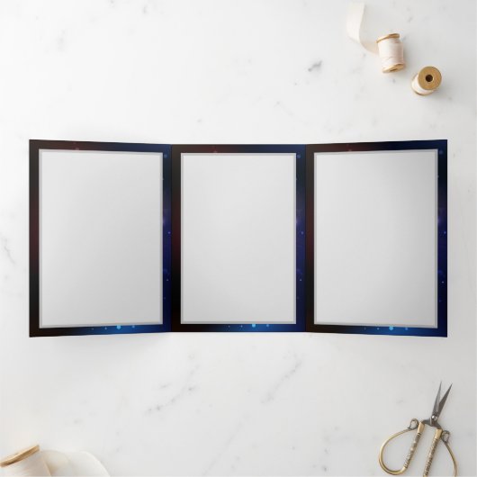 Glühende Nachtschmetterlinge Dreifach Gefaltete Ankündigung (Innenseite)