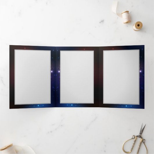 Glühende Nachtschmetterlinge Dreifach Gefaltete Urlaubskarte (Innenseite)