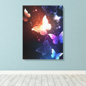Glühende Nachtschmetterlinge Leinwanddruck (Insitu (Holzboden))