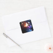 Glühende Nachtschmetterlinge Quadratischer Aufkleber (Umschlag)