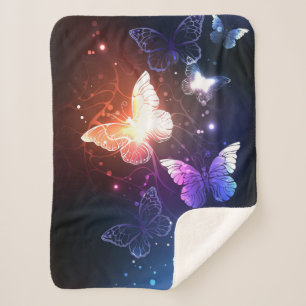 Glühende Nachtschmetterlinge Sherpadecke