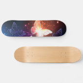 Glühende Nachtschmetterlinge Skateboard (Horizontal)