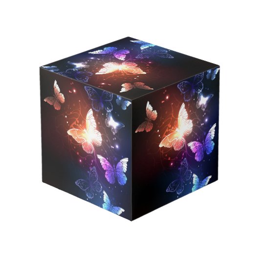 Glühende Nachtschmetterlinge Würfel (Rückseite Schrägansicht)