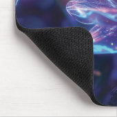 "Glühende Neon-Blume - Bezaubernde kosmische Flora Mousepad (Ecke)
