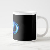 Glühende Unendlichkeit mit blauer Rose Jumbo-Tasse (Rechts)