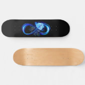 Glühende Unendlichkeit mit blauer Rose Skateboard (Horizontal)